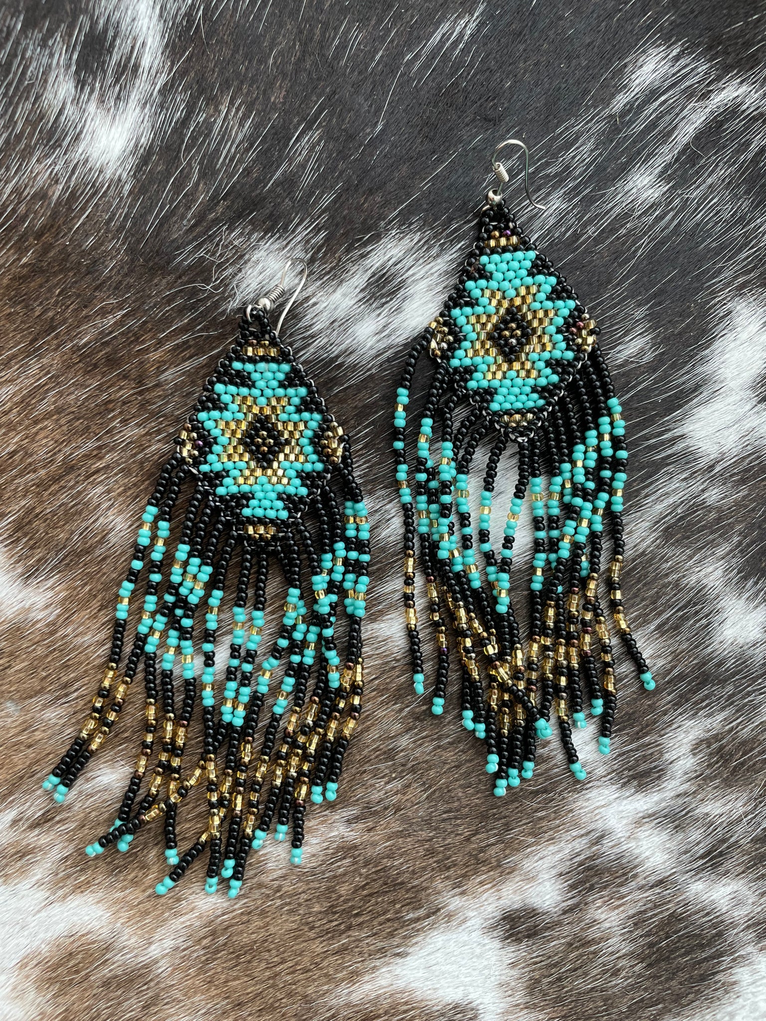 Nadine Beaded Earrings (2 Colors)