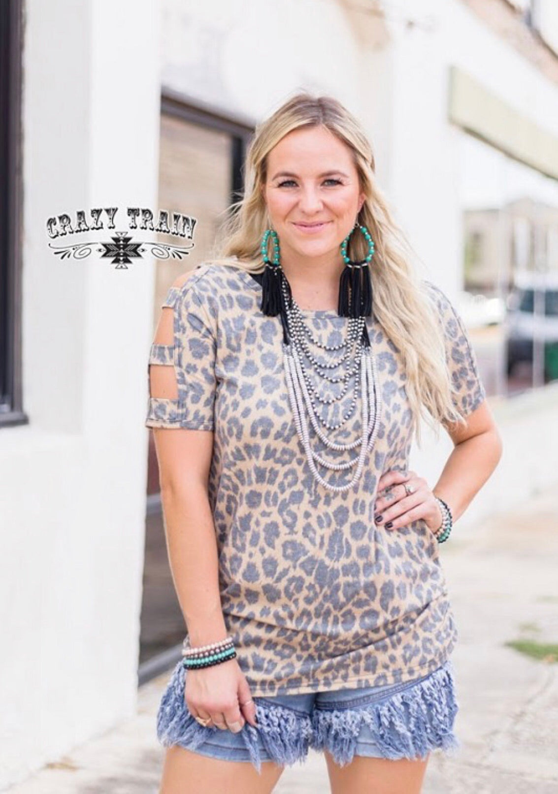Sweet Peek Top- Leopard