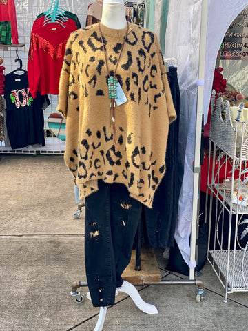 Leila Cheetah Poncho (Camel)