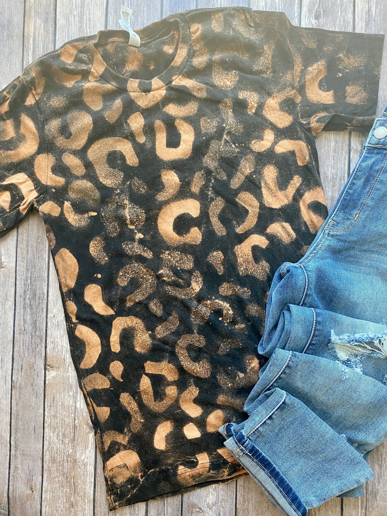 Cheetah Bleached Tee (Black)