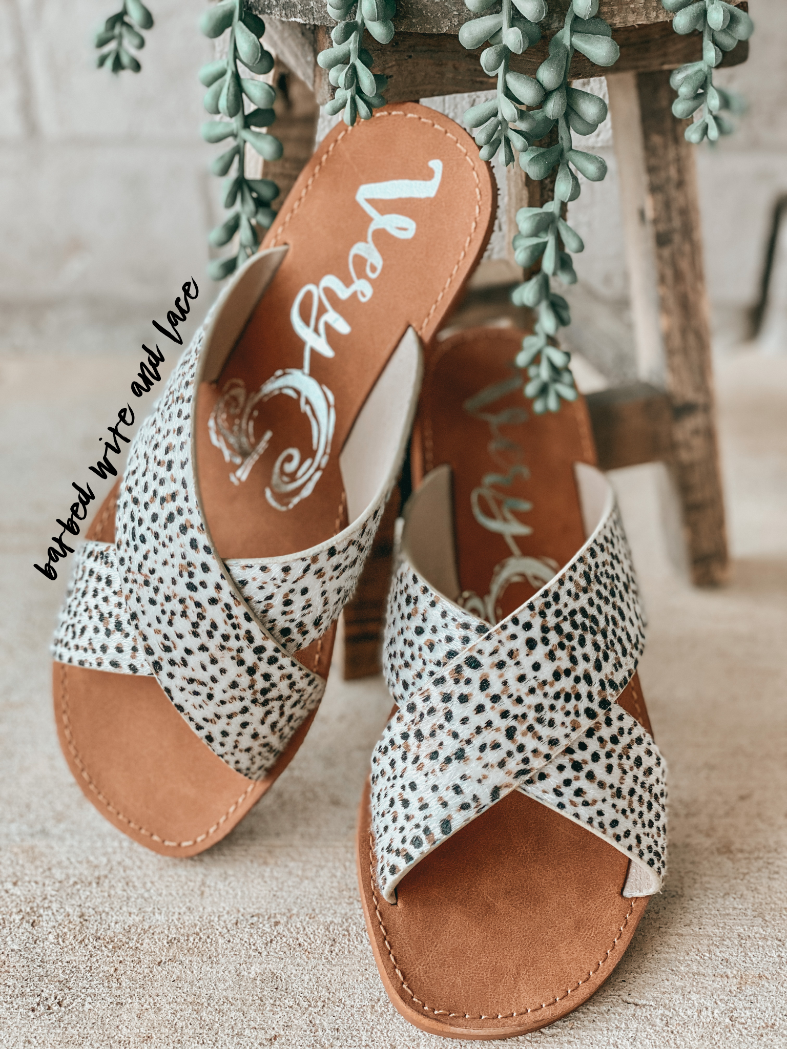 Seaside Sandals (Multi Neutral)